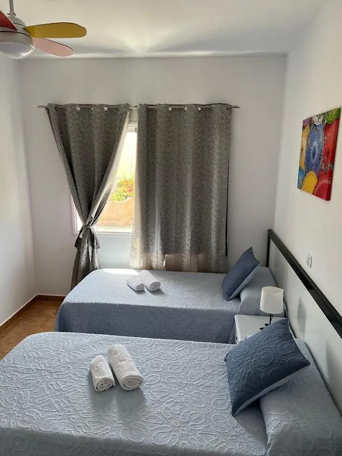 Daisal Apartment - 2 Bedroom Apartment With Balcony Near The Beach & City Center, Perfect For Nomads, Travellers, Families, Watersports! سانتا ماريا 0*,  الرأس الأخضر