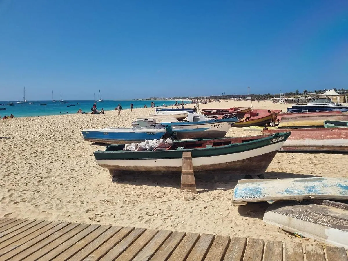 Daisal Apartment - 2 Bedroom Apartment With Balcony Near The Beach & City Center, Perfect For Nomads, Travellers, Families, Watersports! سانتا ماريا