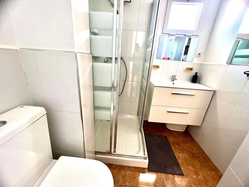 Daisal Apartment - 2 Bedroom Apartment With Balcony Near The Beach & City Center, Perfect For Nomads, Travellers, Families, Watersports! سانتا ماريا