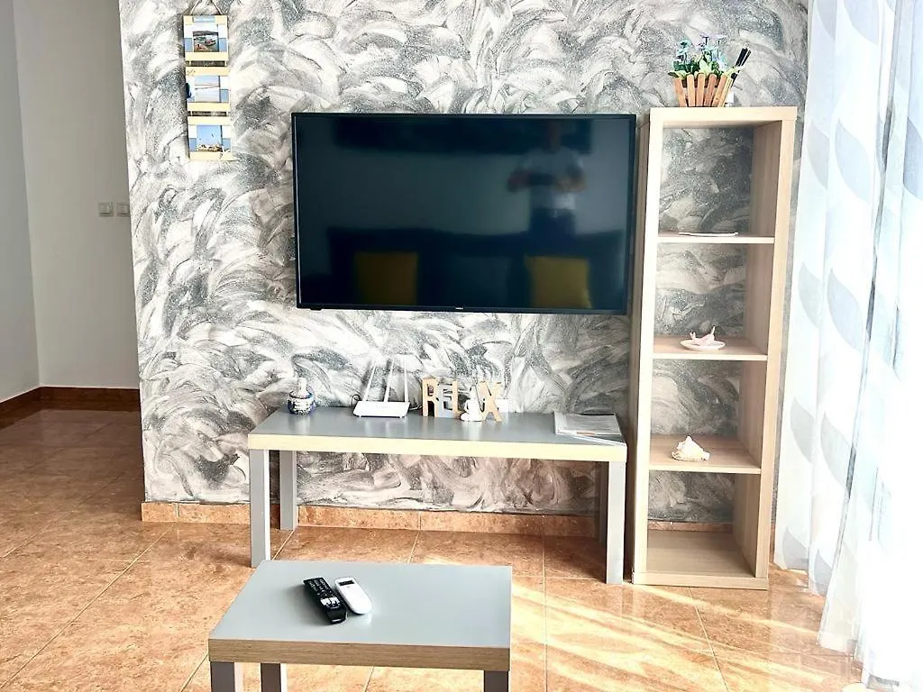 Daisal Apartment - 2 Bedroom Apartment With Balcony Near The Beach & City Center, Perfect For Nomads, Travellers, Families, Watersports! سانتا ماريا 0*,