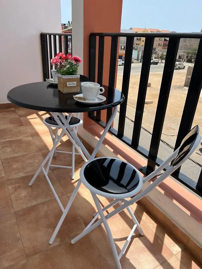Apartment Daisal Apartment: Beachside 2-Bedroom with Balcony Santa Maria Cape Verde