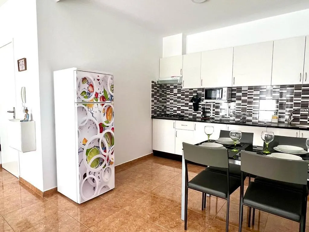 Apartment Daisal Apartment: Beachside 2-Bedroom with Balcony Santa Maria Cape Verde